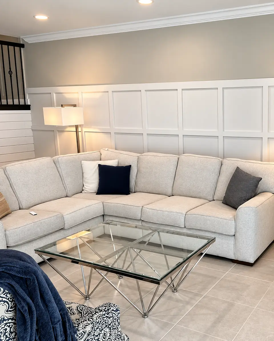 Square grid wall paneling in a family room